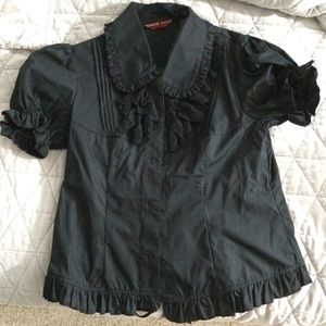 Bodyline black short sleeve blouse
